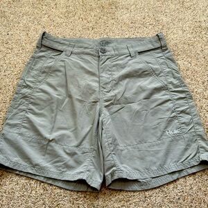 Huk Men’s Grey Shorts Sz Large